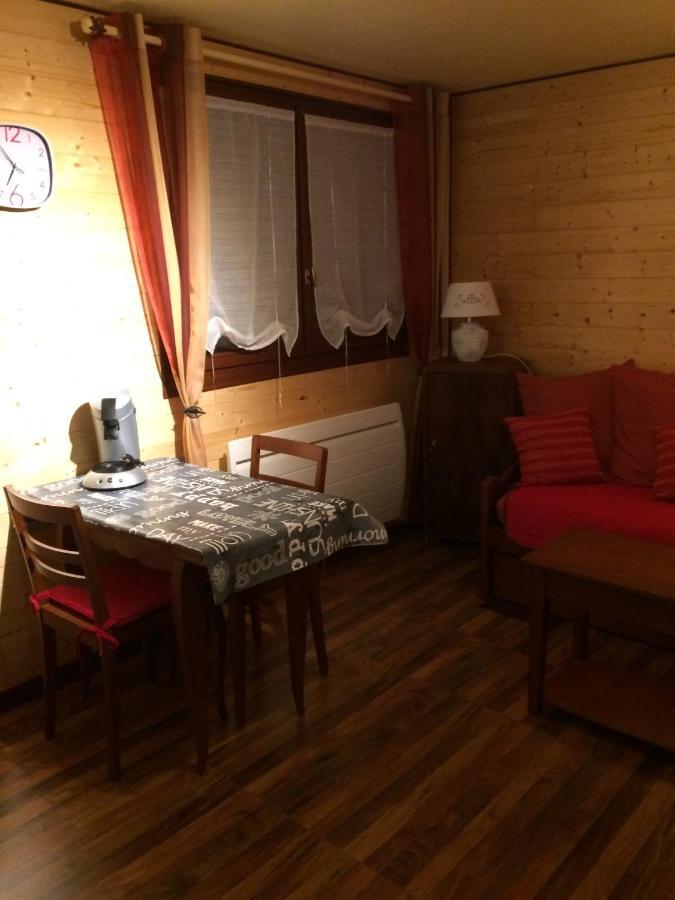 Studio Meuble A Allemond Eksteriør billede